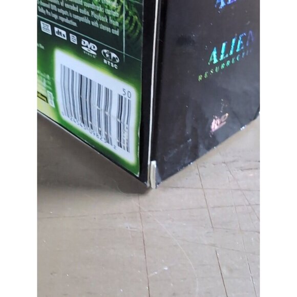 Alien Quadrilogy DVD Box Set 4 Sci-Fi Horror Movie Classic Region 1 - Picture 16 of 16